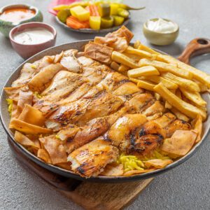 فتة شاورما كبير بالرز — لحم